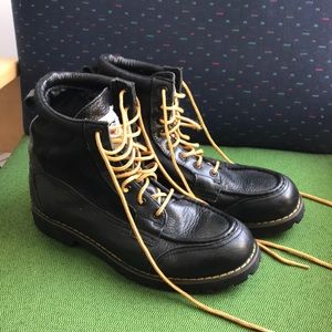 Gorilla black boots